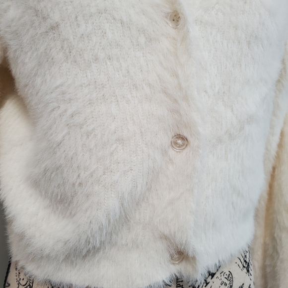 Wild Fable Cropped Fury Cardigan - Picture 4 of 8